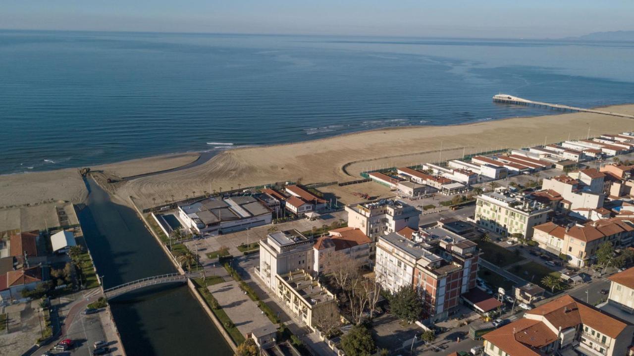 "Libeccio Apartment" Con Garage Privato Lido di Camaiore Kültér fotó